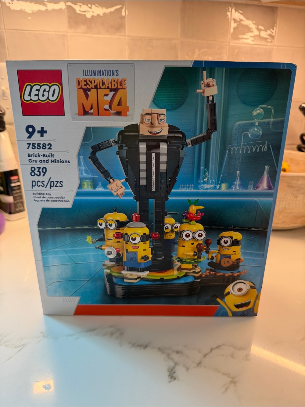 NEW LEGO Despicable Me 4 Brick-Built Gru and Minions Toy Set, Sealed Box